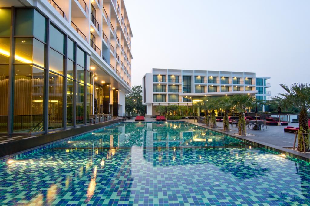 Way Hotel - SHA Plus Pattaya Exterior foto